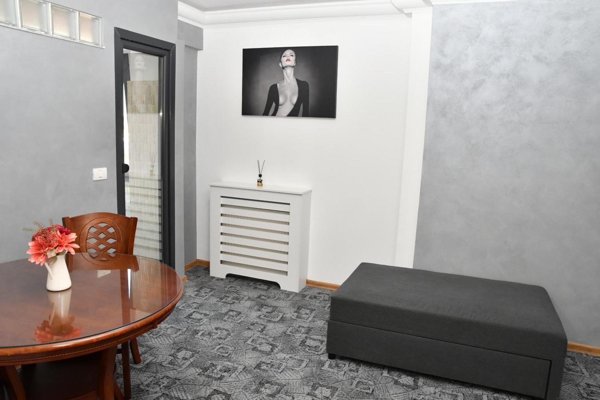 Apartament Luxury - Promenada Mall Craiova Exterior photo